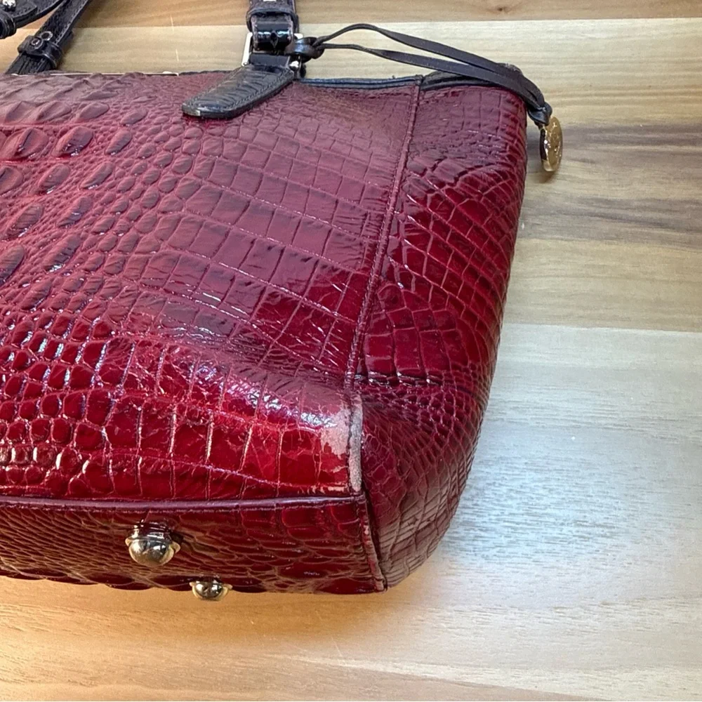 BRAHMIN Medium Asher Melbourne Croc Embossed Leather Red Lava Brown‎ Tote Bag